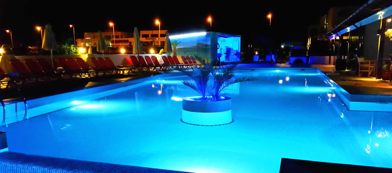 Hotel Amnissos à Pigianos Kampos  Extérieur photo