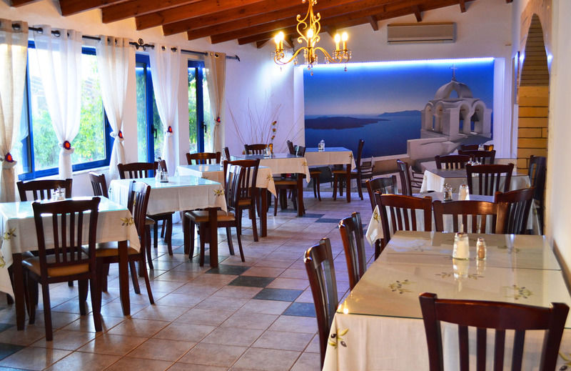 Hotel Amnissos à Pigianos Kampos  Extérieur photo